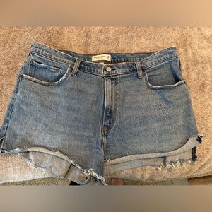 Abercrombie & Fitch Curve Medium Wash Cut Off Denim Shorts